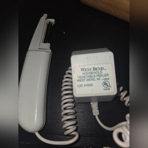 West Bend Vegetable Peeler with Electric Peeler